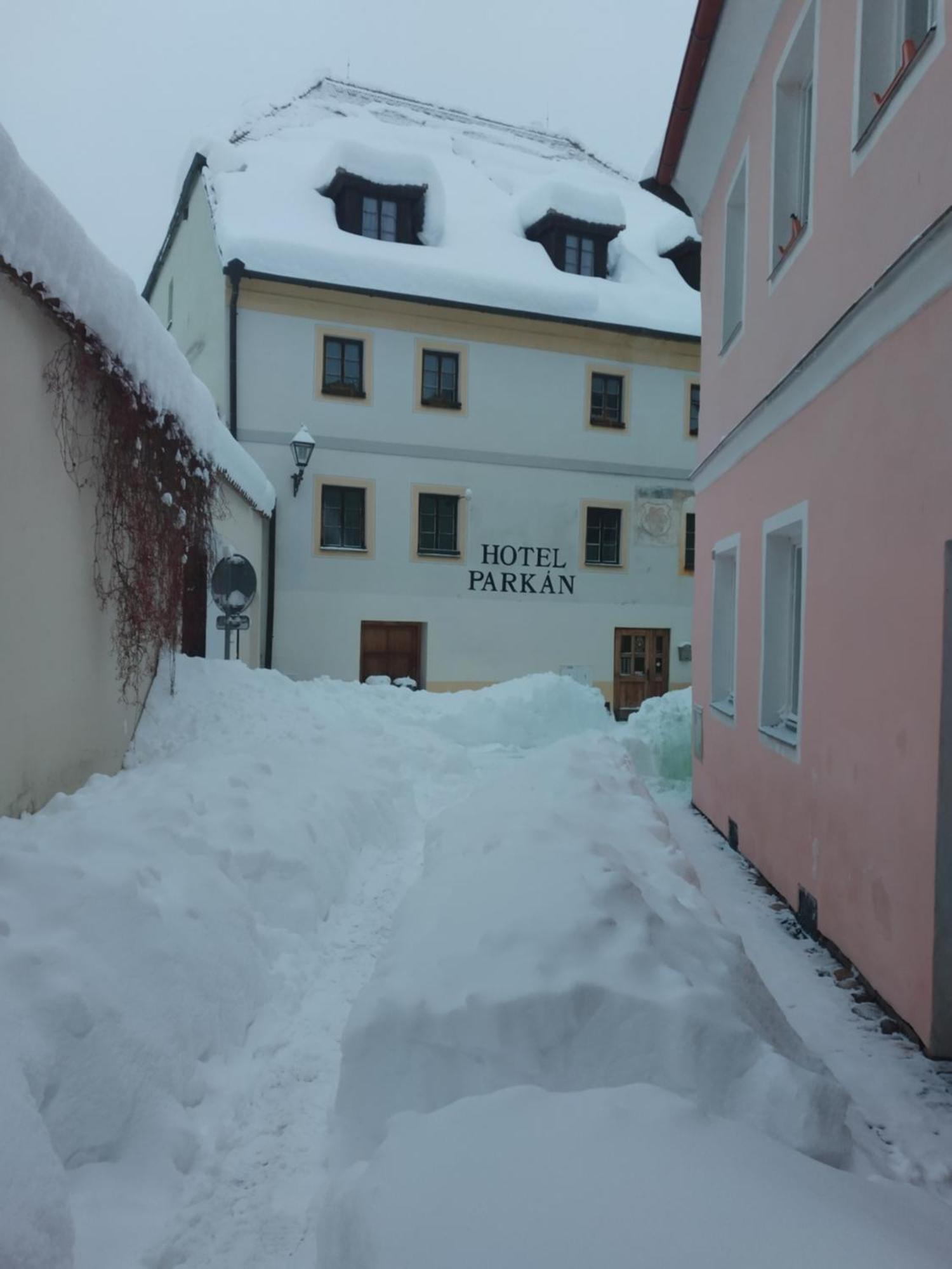 Hotel Parkan Прахатице Экстерьер фото